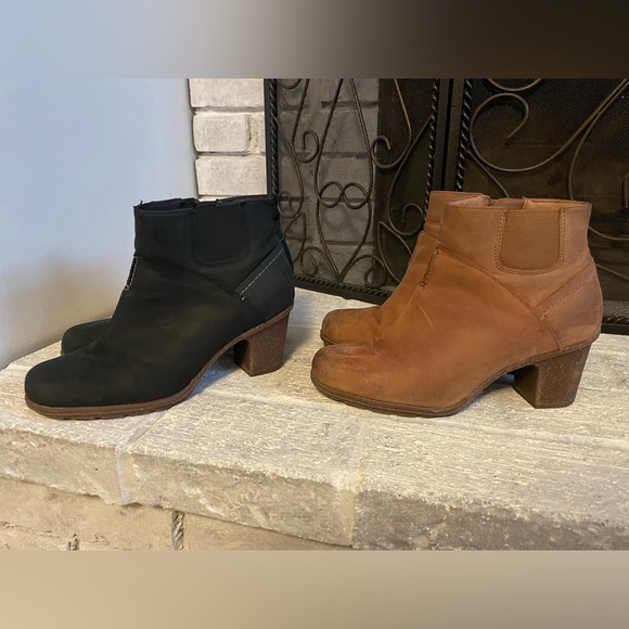 Clarks suede brown ankle boots - Picture 8 of 8